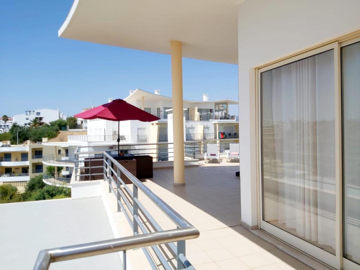 Appartement Sea View Penthouse In Albufeira Extérieur photo