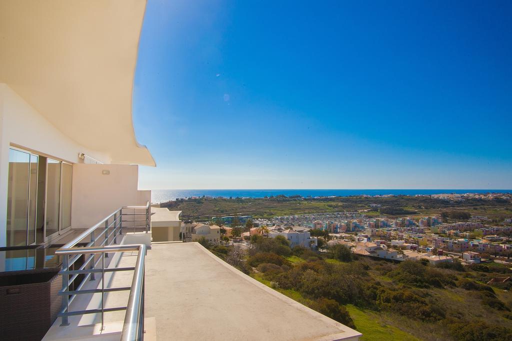 Appartement Sea View Penthouse In Albufeira Chambre photo